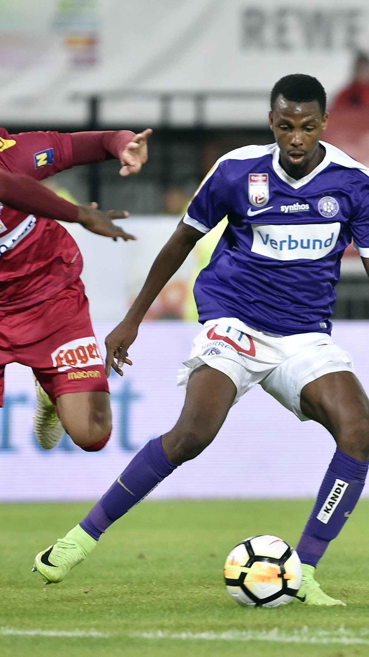 Hier können Sie das Spiel zwischen SKN St. Pölten und Austria Wien live sehen.