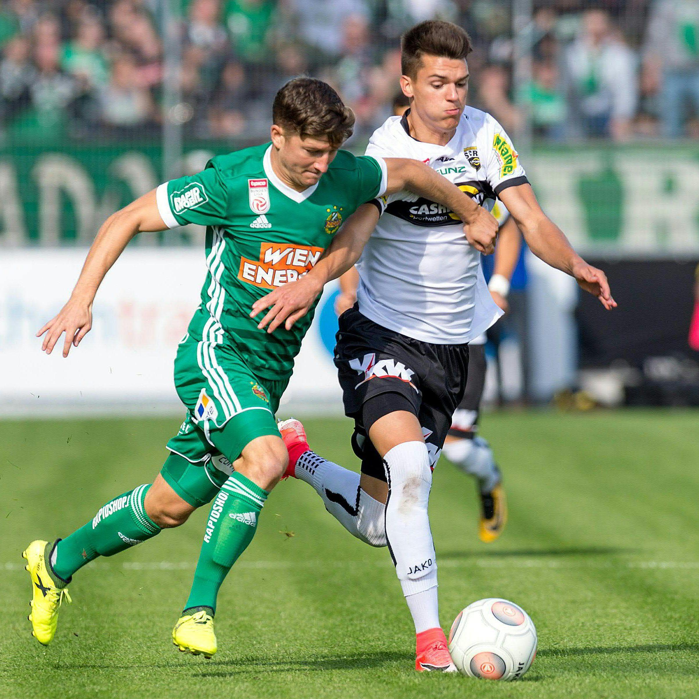 Stephan Auer verlängert seinen Vertrag beim SK Rapid Wien.