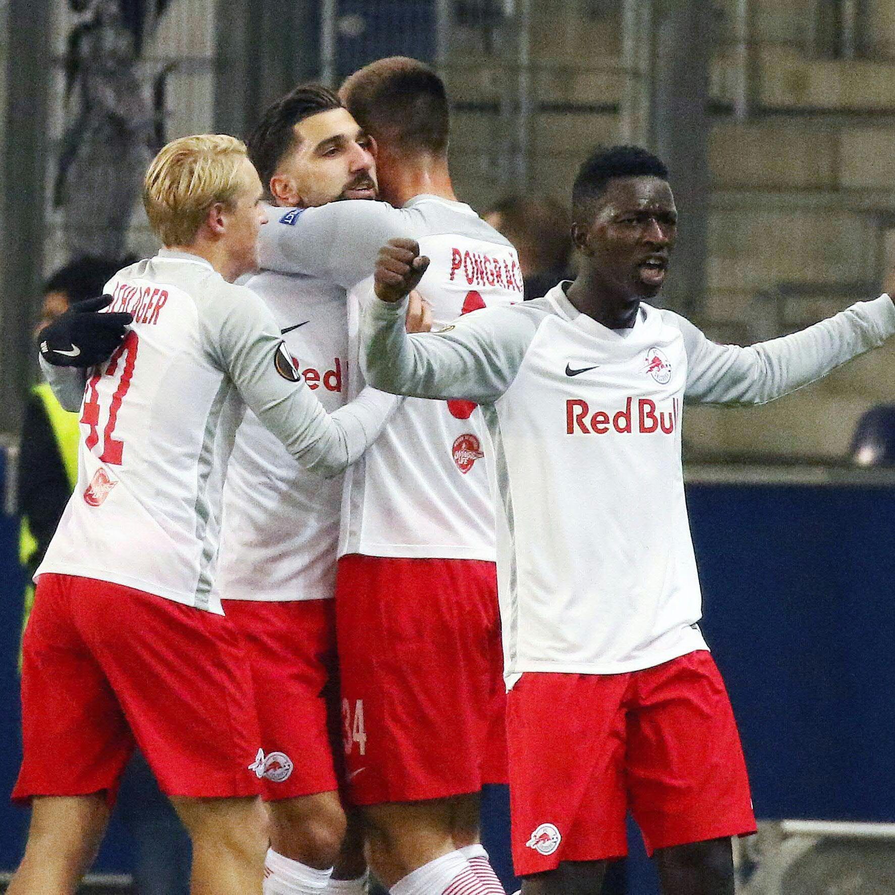 Salzburg besiegte Vitoria Guimaraes klar mit 3:0.