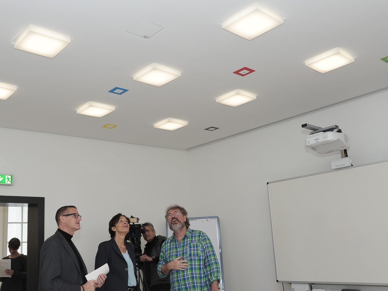 In Schloss Hofen in Lochau wurden zwei "Kunst und Bau"-Projekte offiziell übergeben. In Schloss Hofen in Lochau wurden zwei "Kunst und Bau"-Projekte offiziell übergeben.