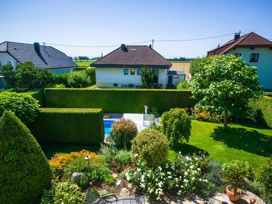 Anrainer einer Gartensiedlung klagen seit Jahren über den Schwerverkehr. Anrainer einer Gartensiedlung klagen seit Jahren über den Schwerverkehr.