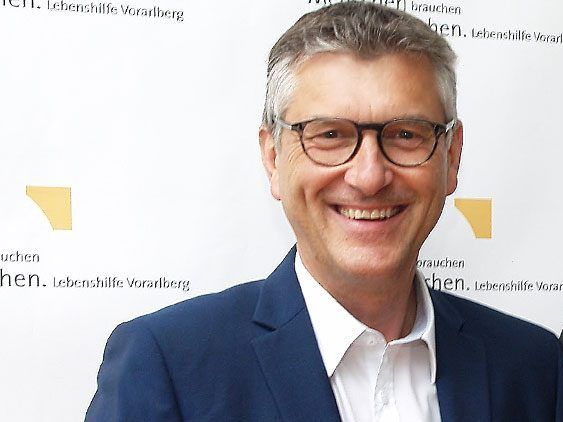 Der VGKK-Obmann setzt sich für das Rauchverbot ein.