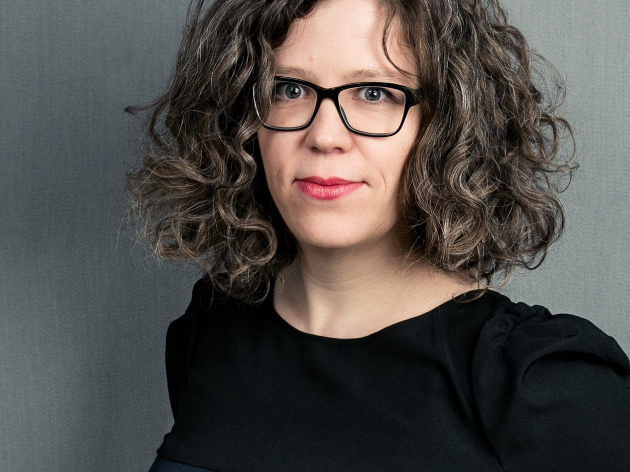 Britta Kampert übernimmt als erste weibliche Intendantin interimistisch die künstlerische Leitung am Vorarlberger Landestheater. Britta Kampert übernimmt als erste weibliche Intendantin interimistisch die künstlerische Leitung am Vorarlberger Landestheater.