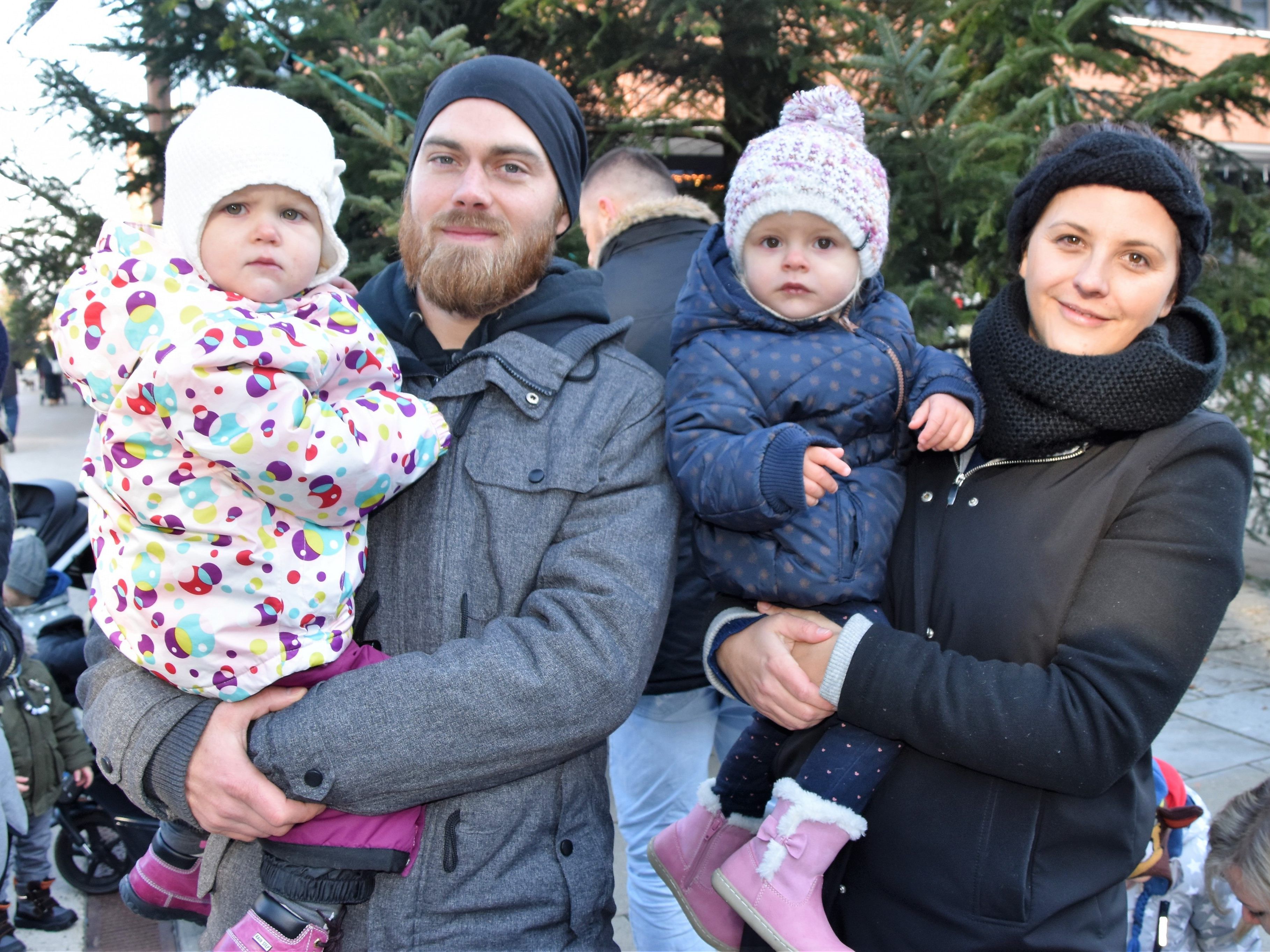 Linea, Daniel, Felia und Johanna freuen sich auf den Nikolaus