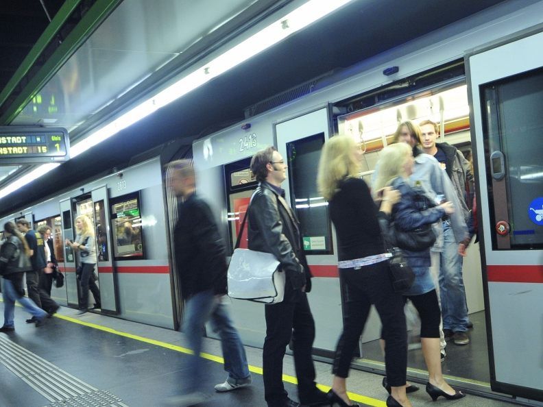 Die U4 fährt wieder durchgehend. Die U4 fährt wieder durchgehend.