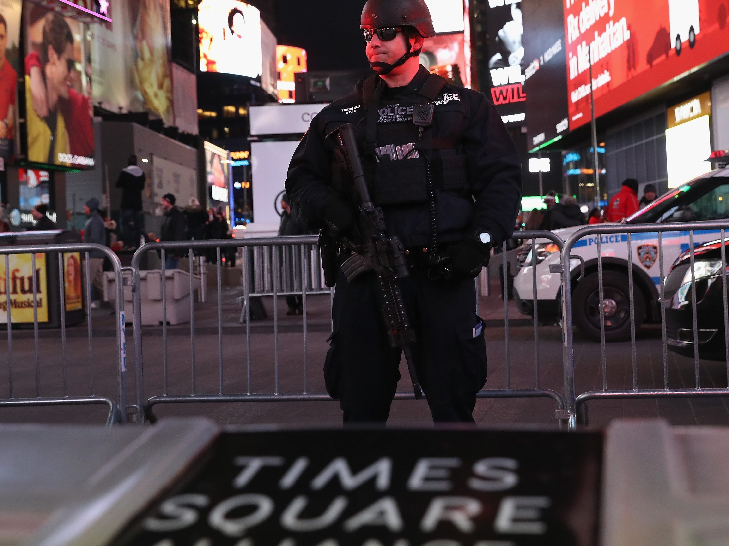 US-Präsident Donald Trump fordert nach dem gestrigen Anschlagsversuch in New York erneut strengere Einreisevorschriften. US-Präsident Donald Trump fordert nach dem gestrigen Anschlagsversuch in New York erneut strengere Einreisevorschriften.