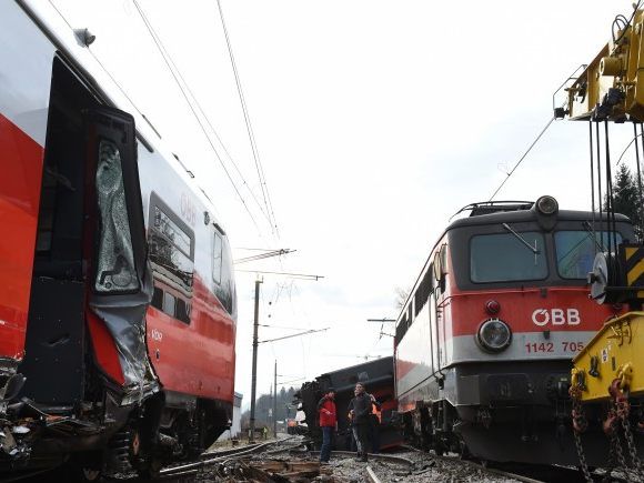 In Kritzendorf kollidierten zwei Züge.