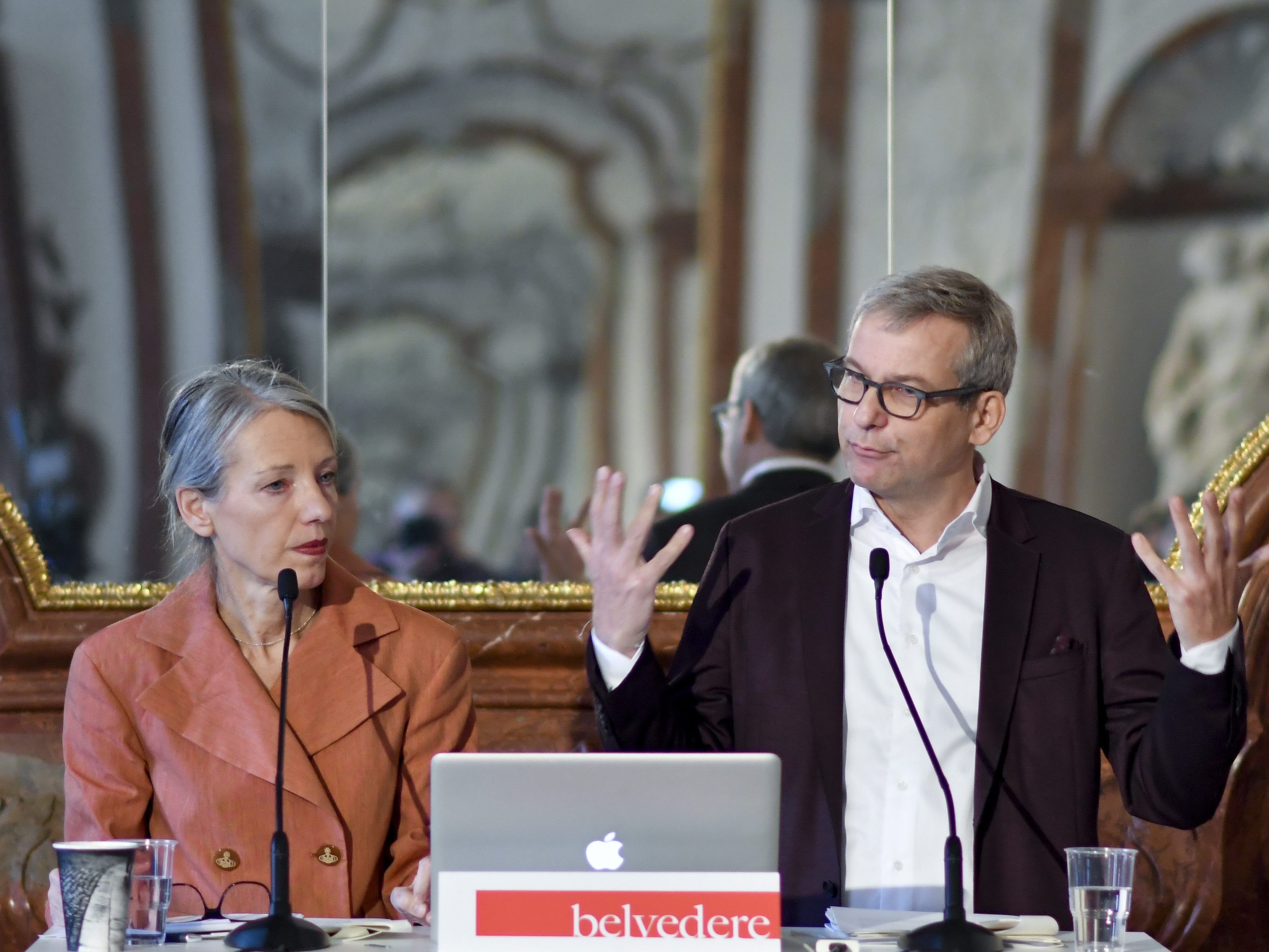 Belvedere-Generaldirektorin Stella Rollig (L) un der kaufm. Geschäftsführer Wolfgang Bergmann bei der Pressekonferenz Belvedere-Generaldirektorin Stella Rollig (L) un der kaufm. Geschäftsführer Wolfgang Bergmann bei der Pressekonferenz