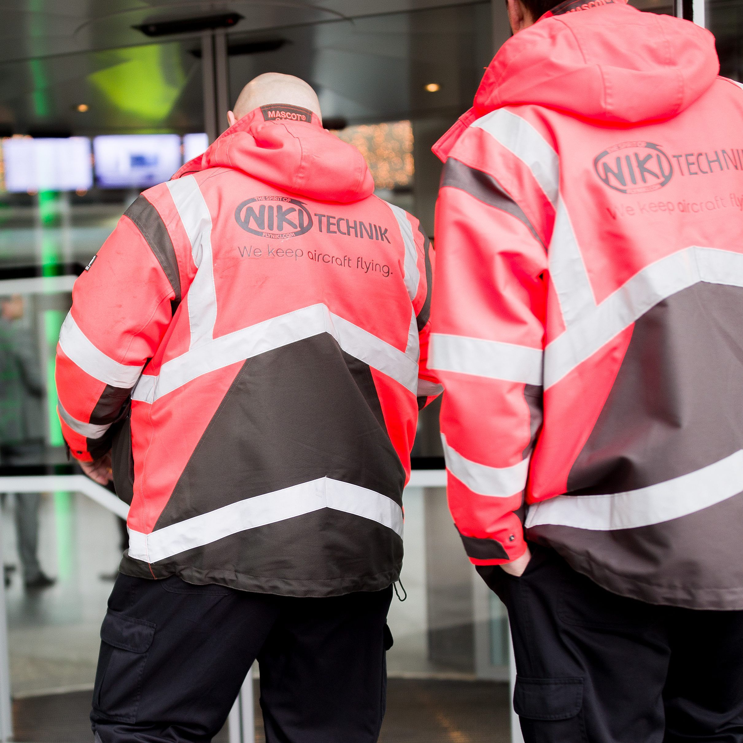 Die Piloten und Flugbegleiter der insolventen Fluglinie Niki wissen nicht, wie es weitergeht.