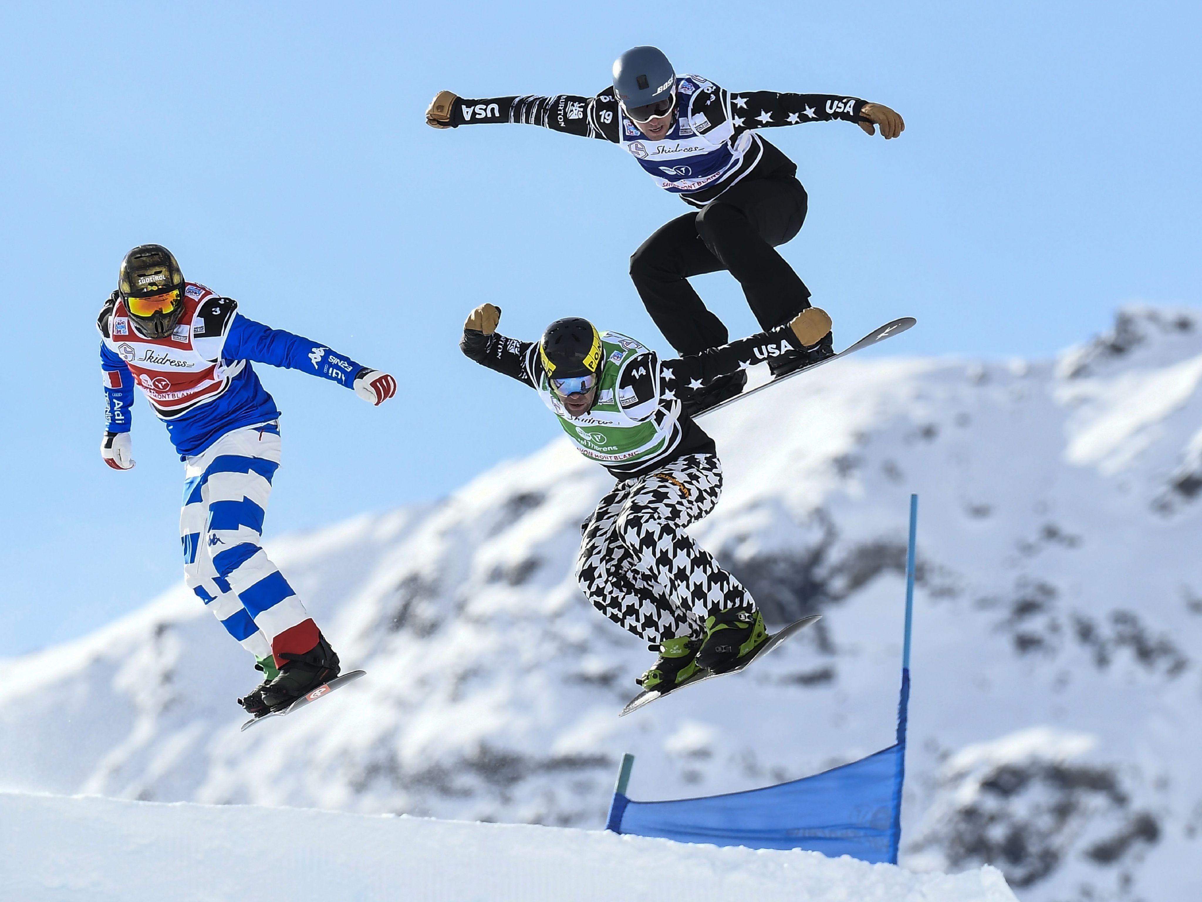 Alessandro Hämmerle hat am Freitag die Qualifikation für den Weltcup der Snowboard Crosser im Montafon gewonnen.