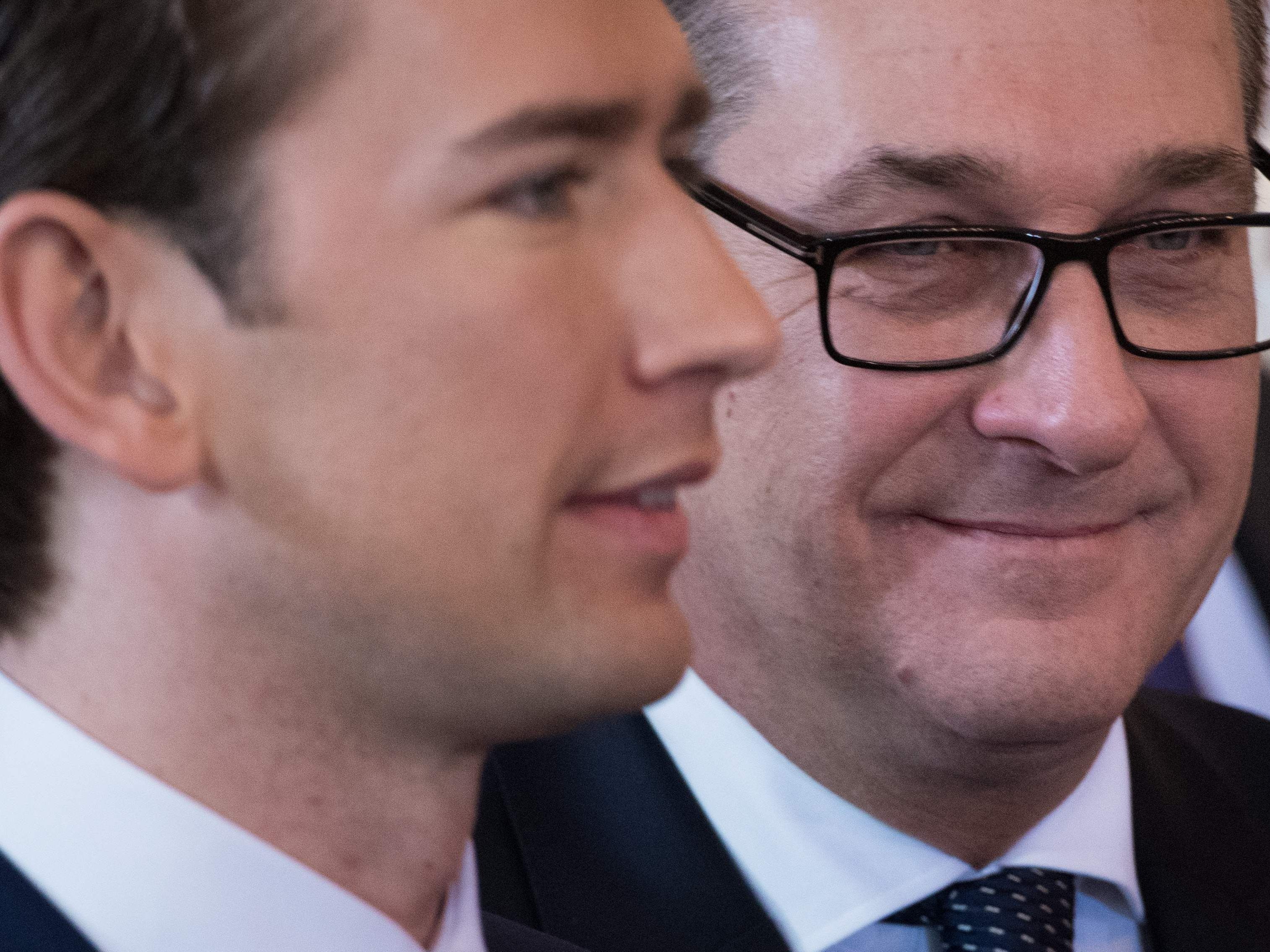Sebastian Kurz und Heinz-Christian Strache stellten sich gegen die Kritik an Herbert Kickl.