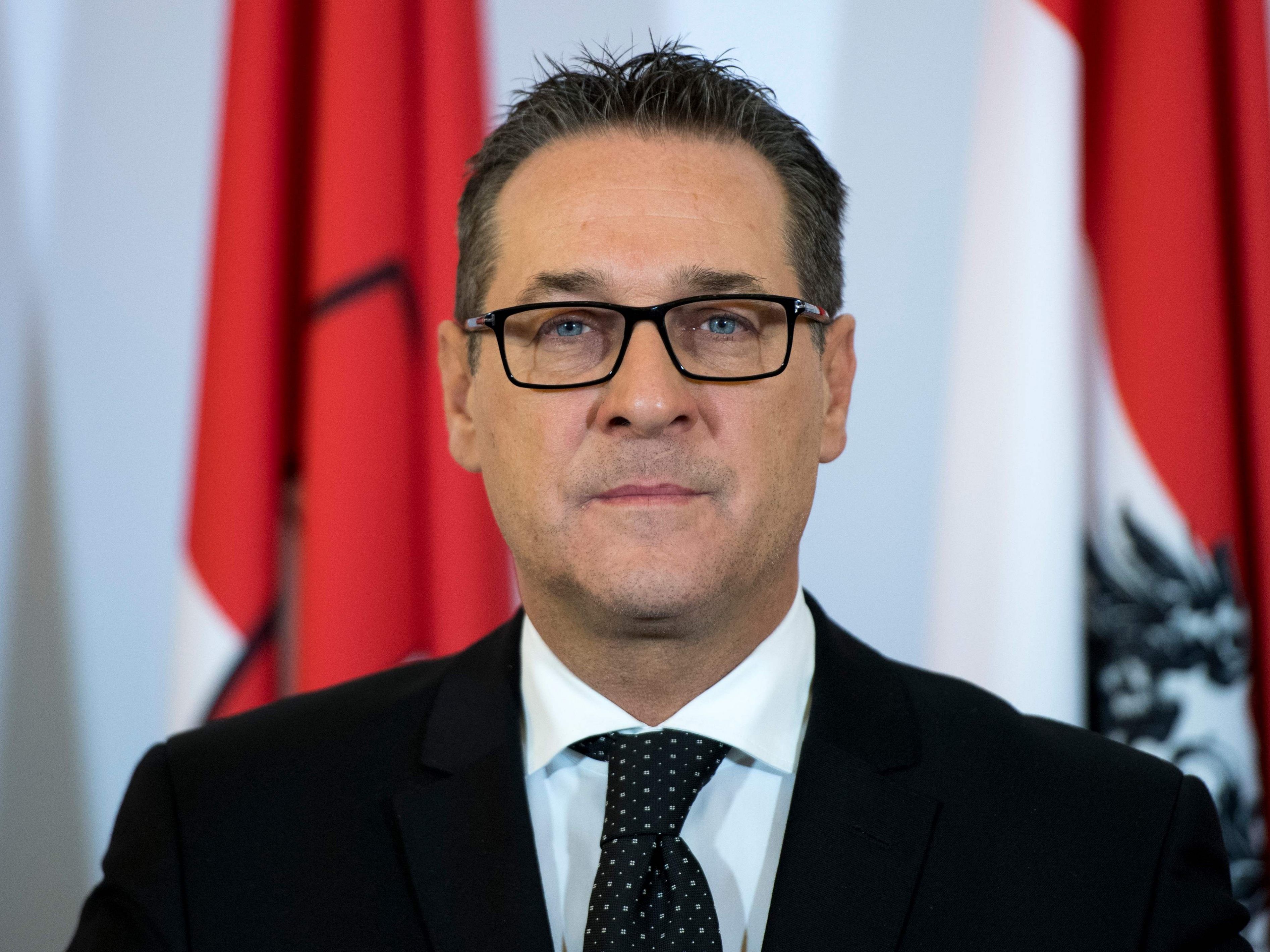Vizekanzler Strache bezog sein neues Büro am Minoritenplatz.