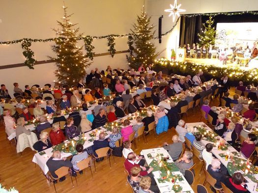 Die festlich gestaltete Adventfeier 2017 des Seniorenclub Bludenz. Die festlich gestaltete Adventfeier 2017 des Seniorenclub Bludenz.