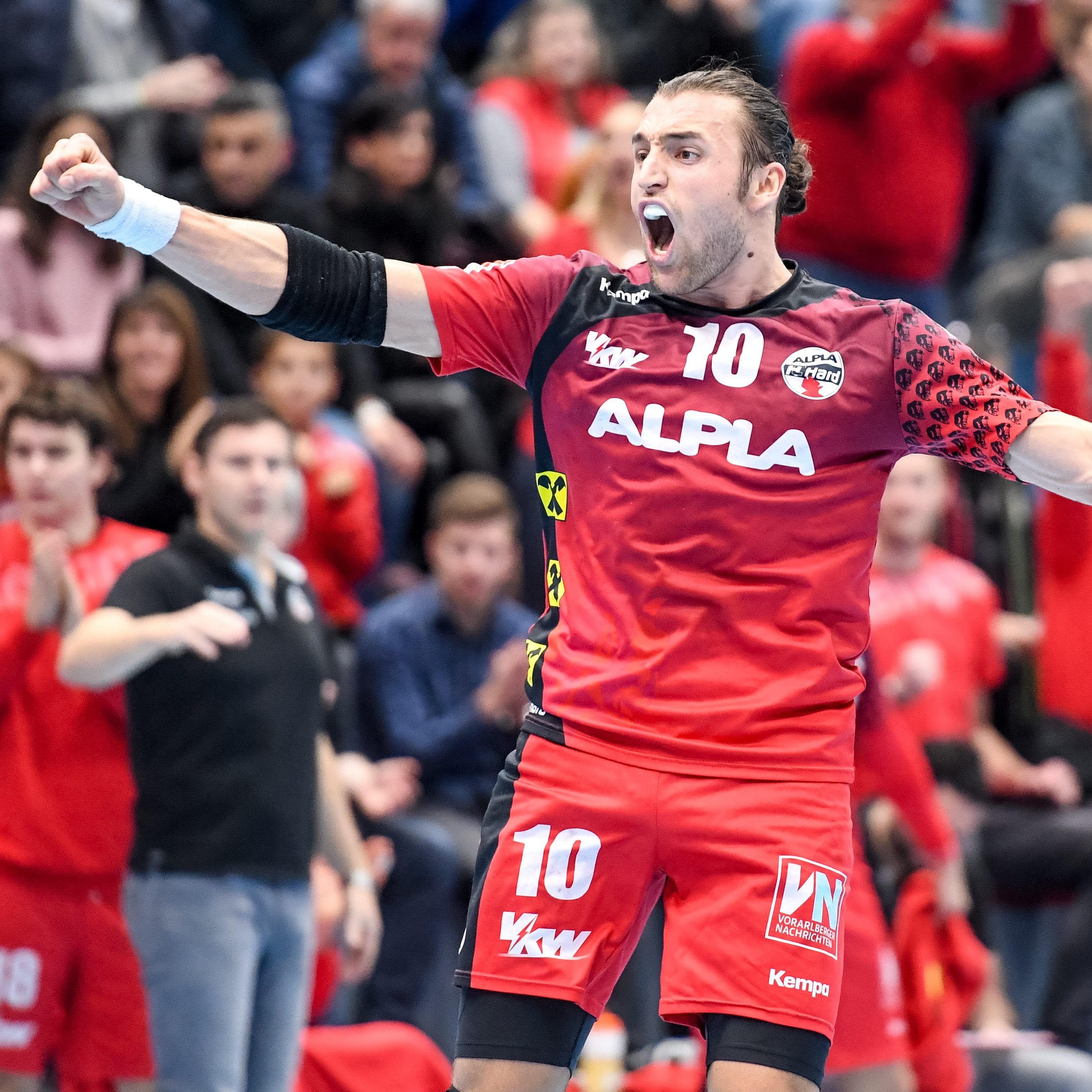 Frederik Wüstner und Co. jubelten über den klaren Heimsieg gegen die Fivers.