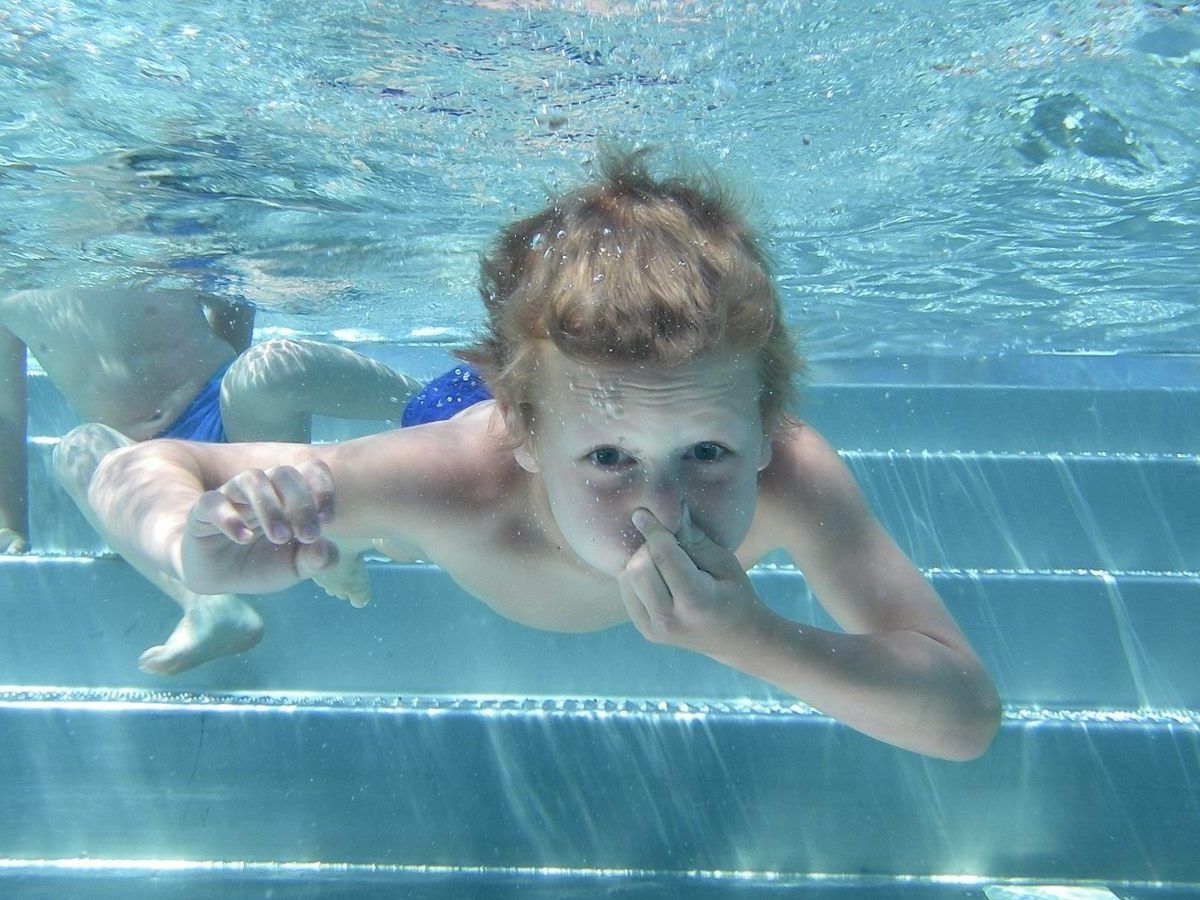 Schwimmkurs der Volksschule Nenzing Schwimmkurs der Volksschule Nenzing