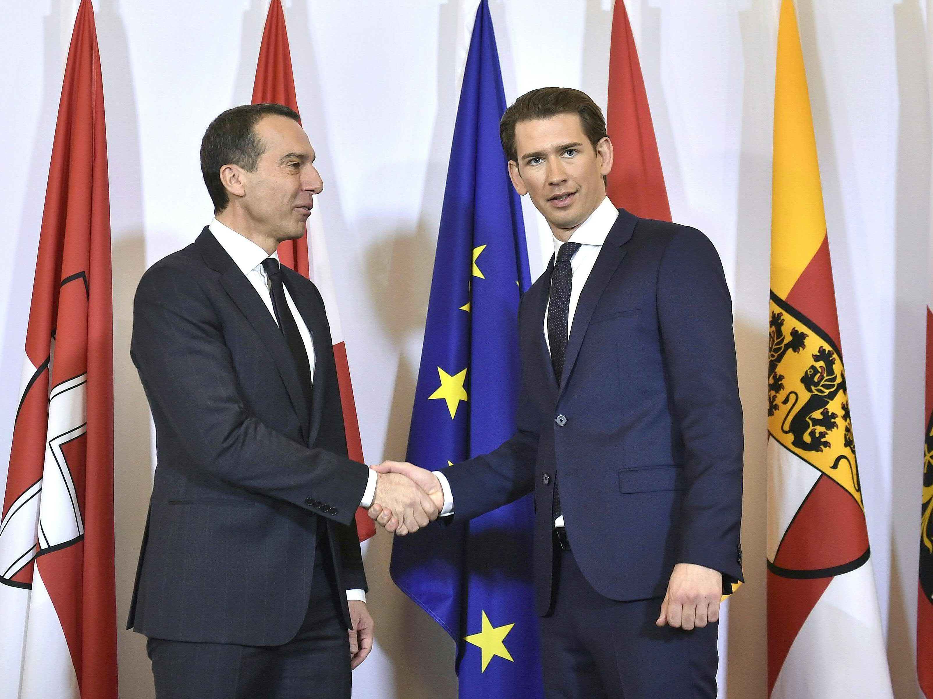 Christian Kern übergab sein Amt an Sebastian Kurz