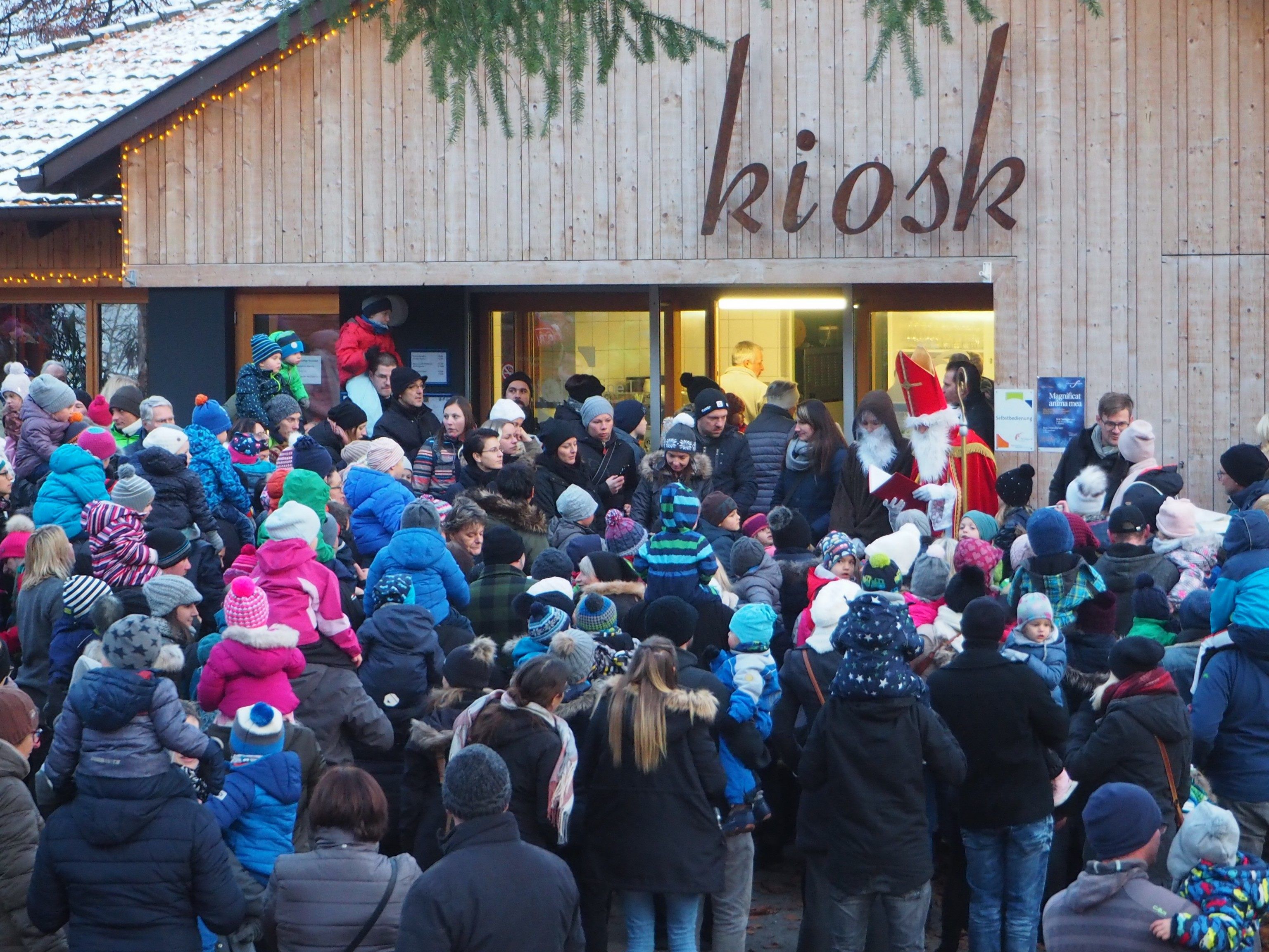 Der Nikolaus beim Wildpark Kiosk