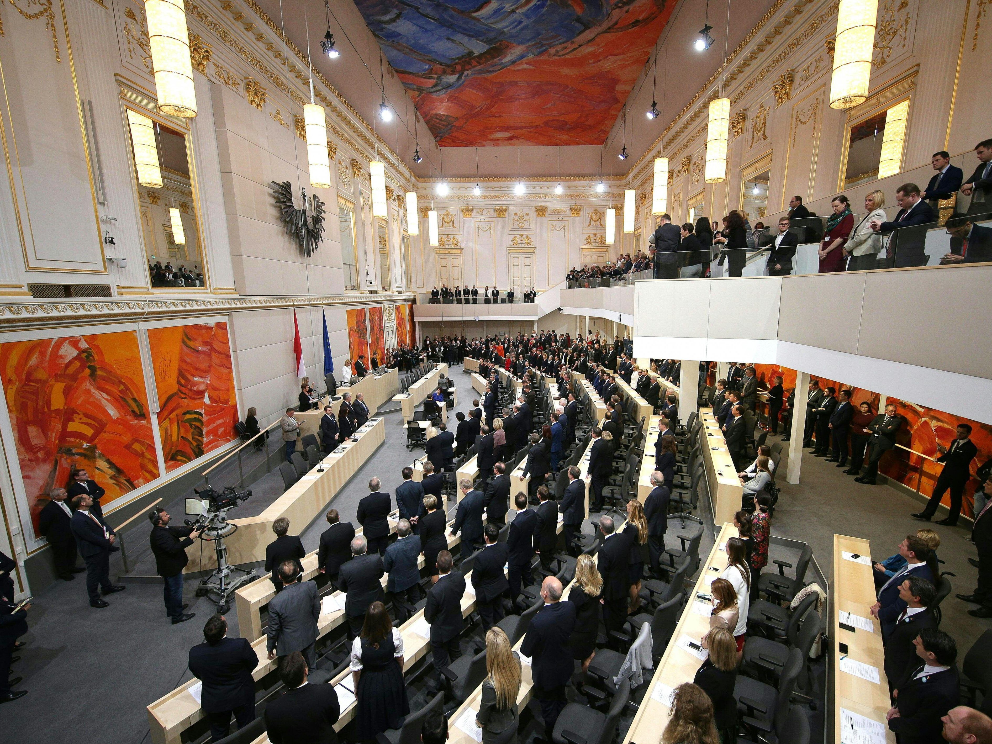 Neue Abgeordnete kommen durch die neue Regierung ins Hohe Haus