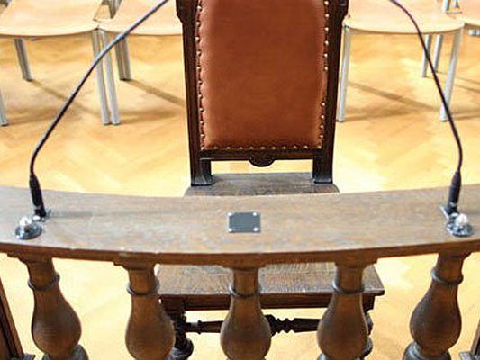 IS unterstützt: Zwei Angeklagte erneut in Wiener Neustadt vor Gericht IS unterstützt: Zwei Angeklagte erneut in Wiener Neustadt vor Gericht