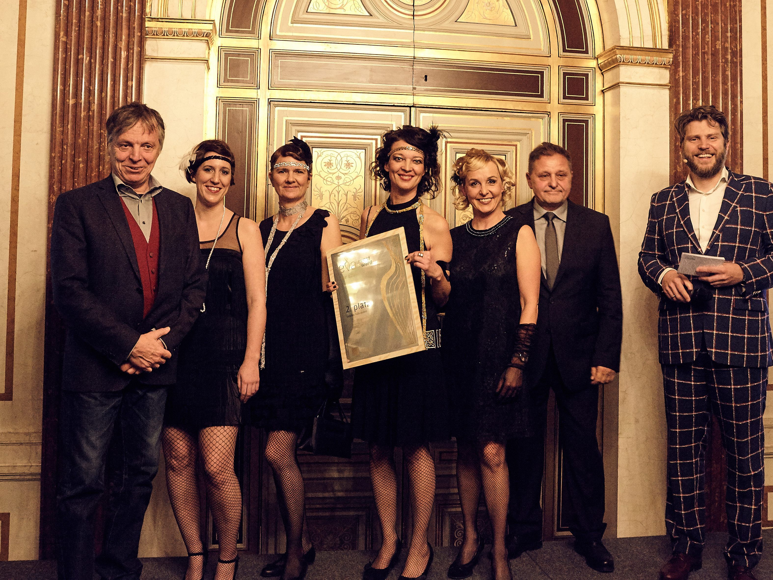 Das AdWin-Team freut sich über den Erfolg.