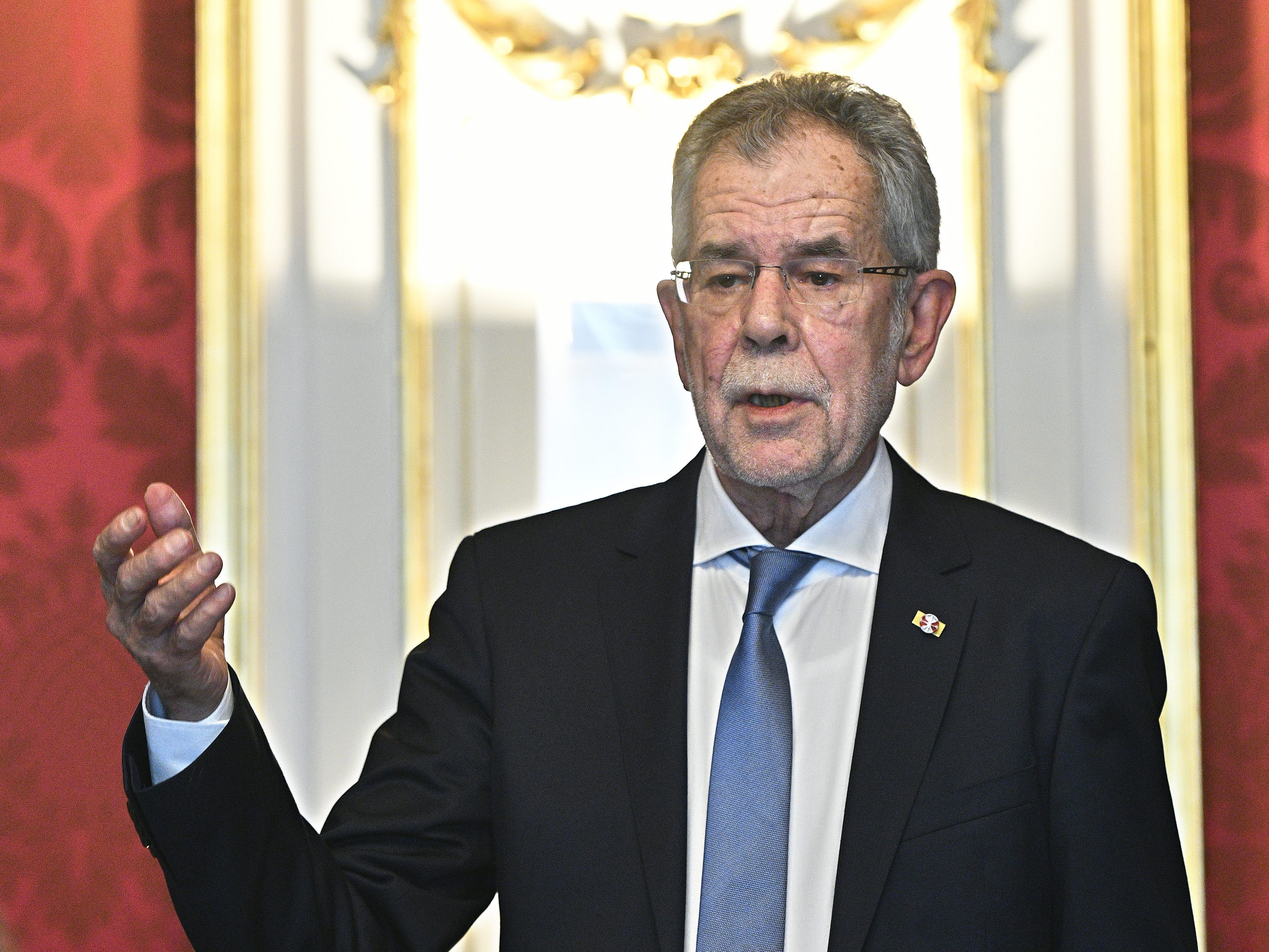Van der Bellen wird die neue Bundesregierung Montagvormittag angeloben.