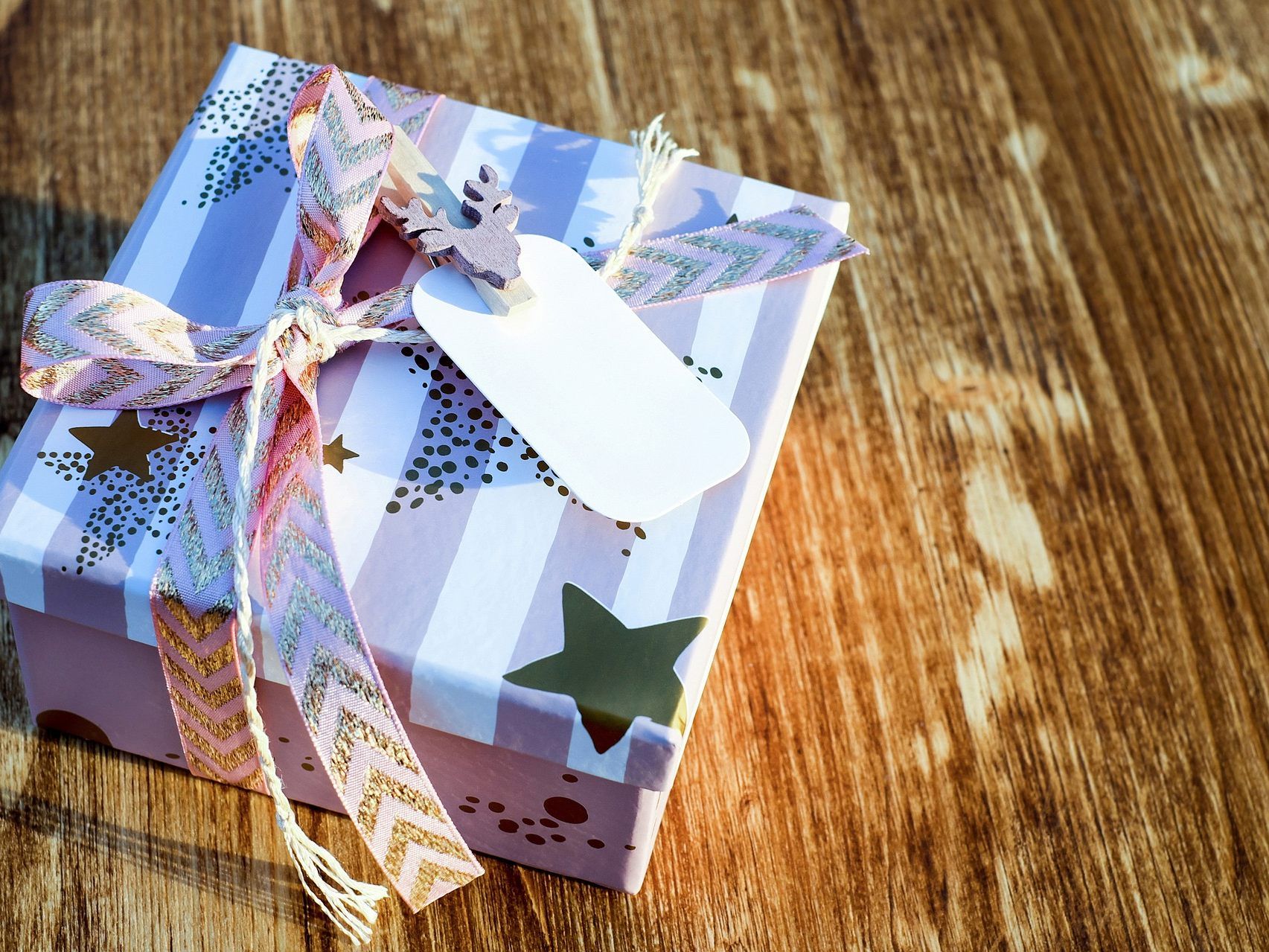 Weihnachtsgeschenke, die Freude machen, müssen nicht teuer sein Weihnachtsgeschenke, die Freude machen, müssen nicht teuer sein