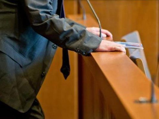 Der Staatsverweigerer wurde in Korneuburg zu dreieinhalb Jahren Haft verurteilt Der Staatsverweigerer wurde in Korneuburg zu dreieinhalb Jahren Haft verurteilt