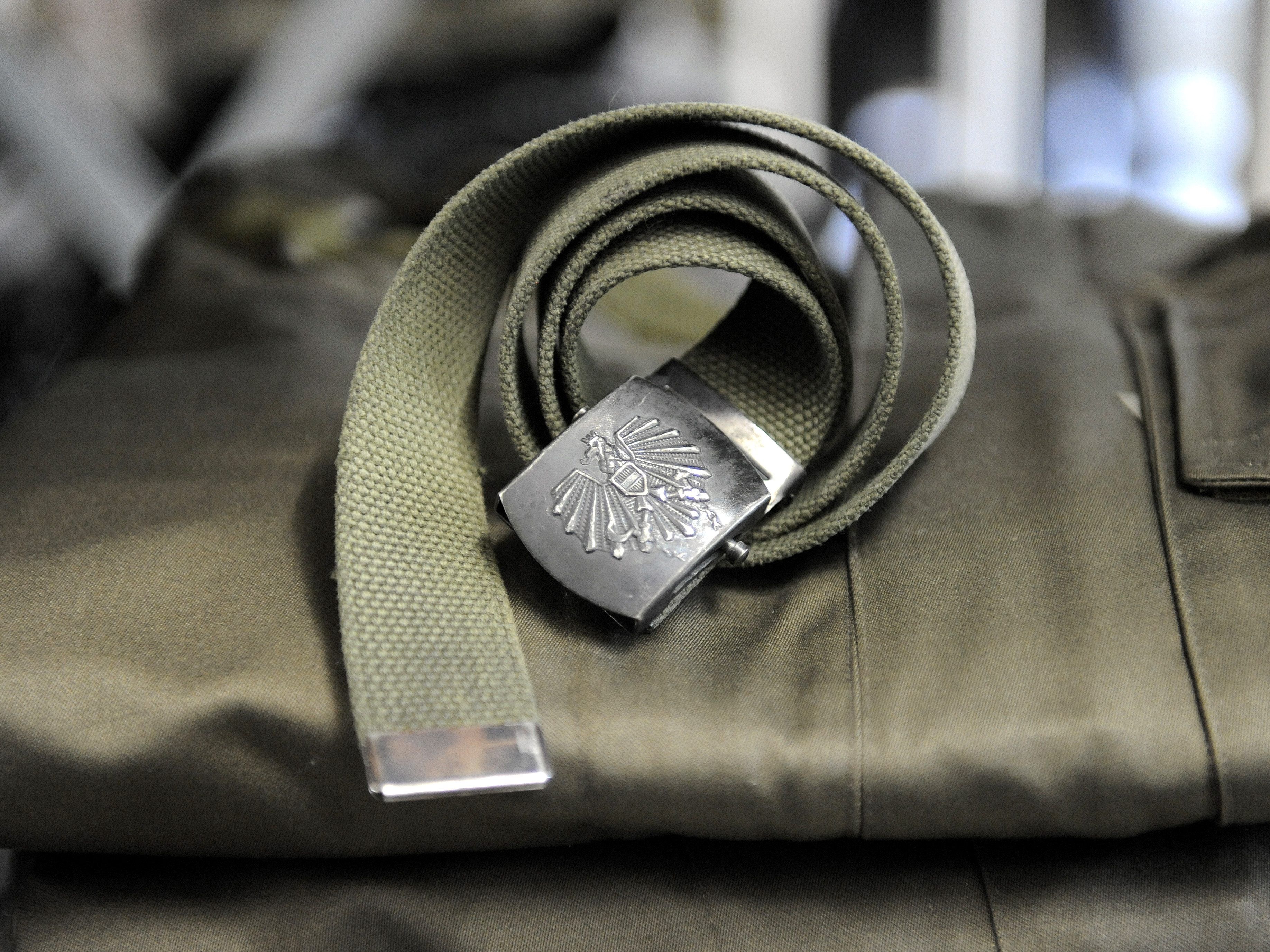 Das Regierungsprogramm zu den Themen Verteidigung, Europa- und Außenpolitik.