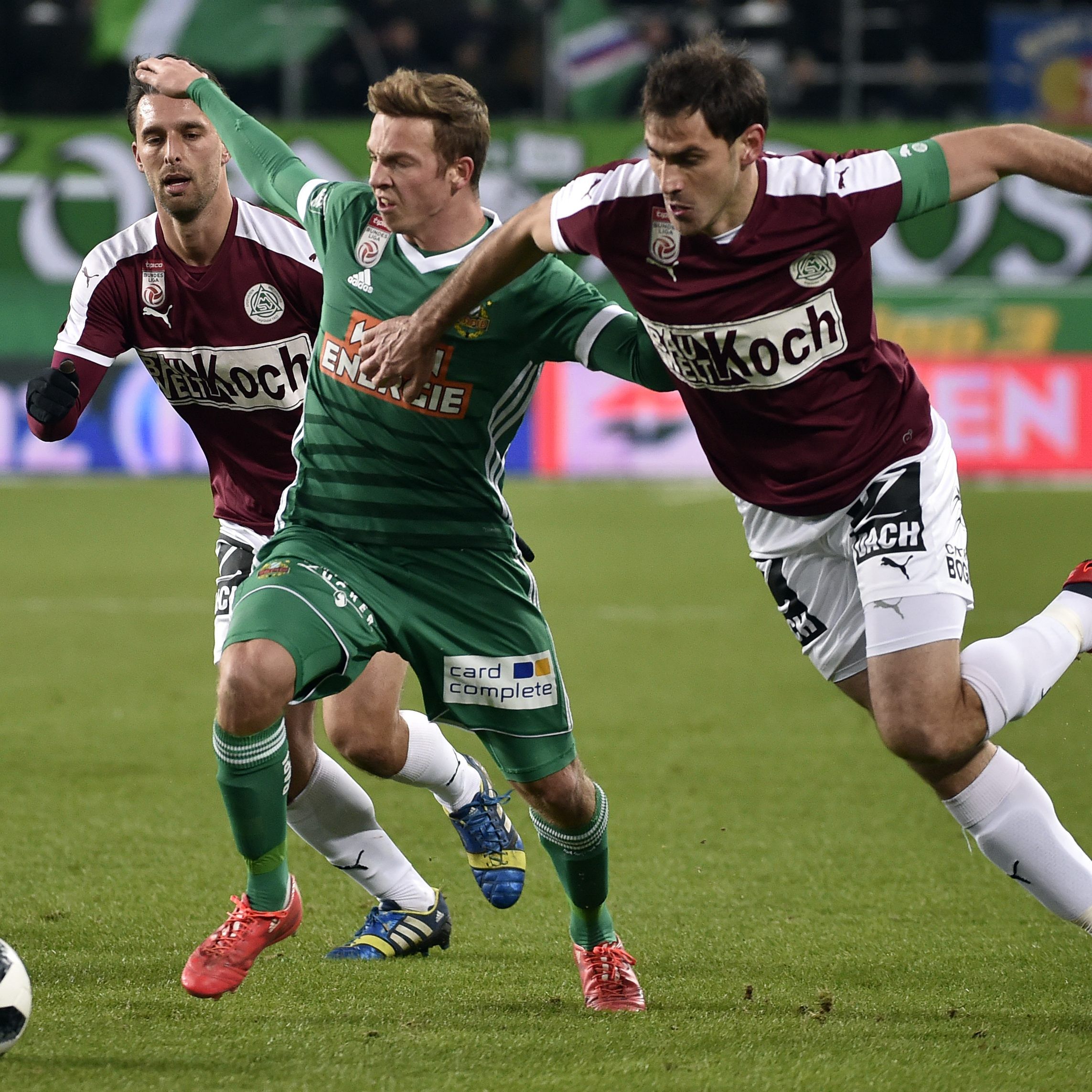 Rapid Wien und SV Mattersburg lieferten sich ein turbulenten Bundesliga-Match.