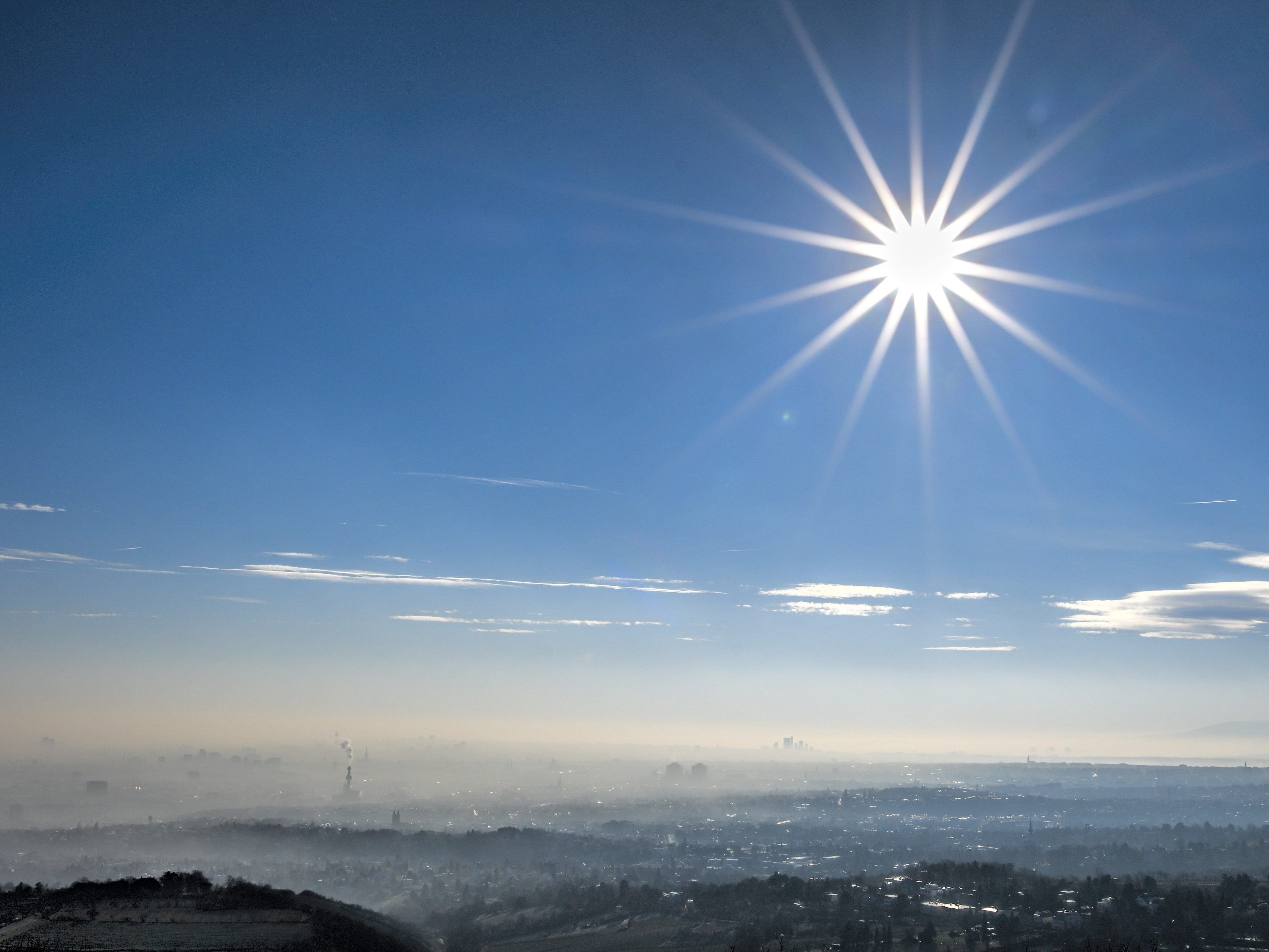 In Wien sorgt eine Kältefront für Wintereinbruch.