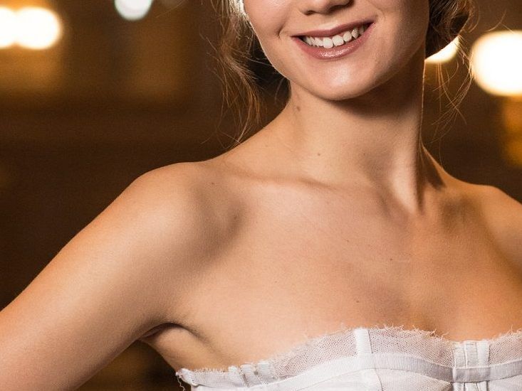 Das wird die Frisur der Debütantinnen am Wiener Opernball. Das wird die Frisur der Debütantinnen am Wiener Opernball.