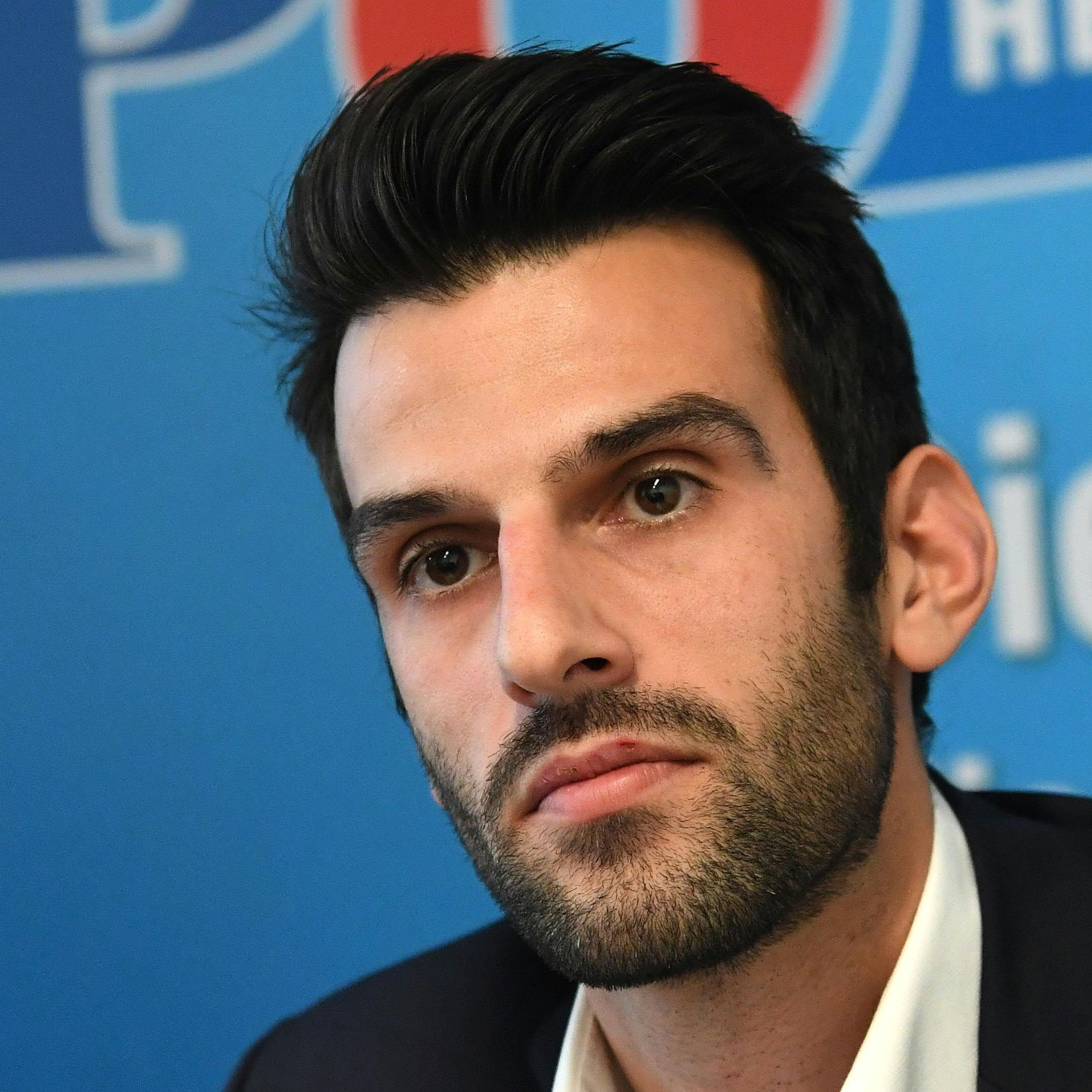 Auch die internationale Presse berichtet von der Causa Landbauer und dem Akademikerball.