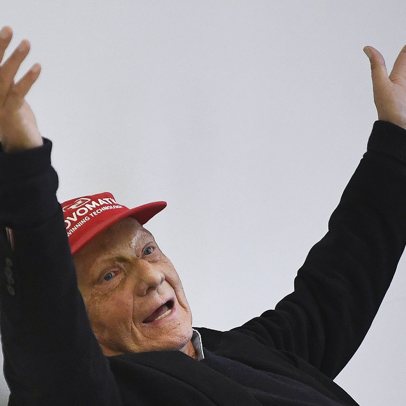 Insolvenzrechtlich gibt es für den Verkauf an Niki Lauda grünes Licht.