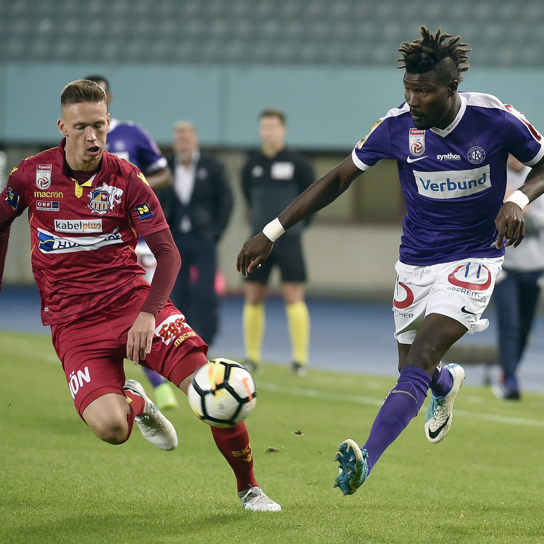 Alex Sobczyk (links) kehrt zu Rapid zurück