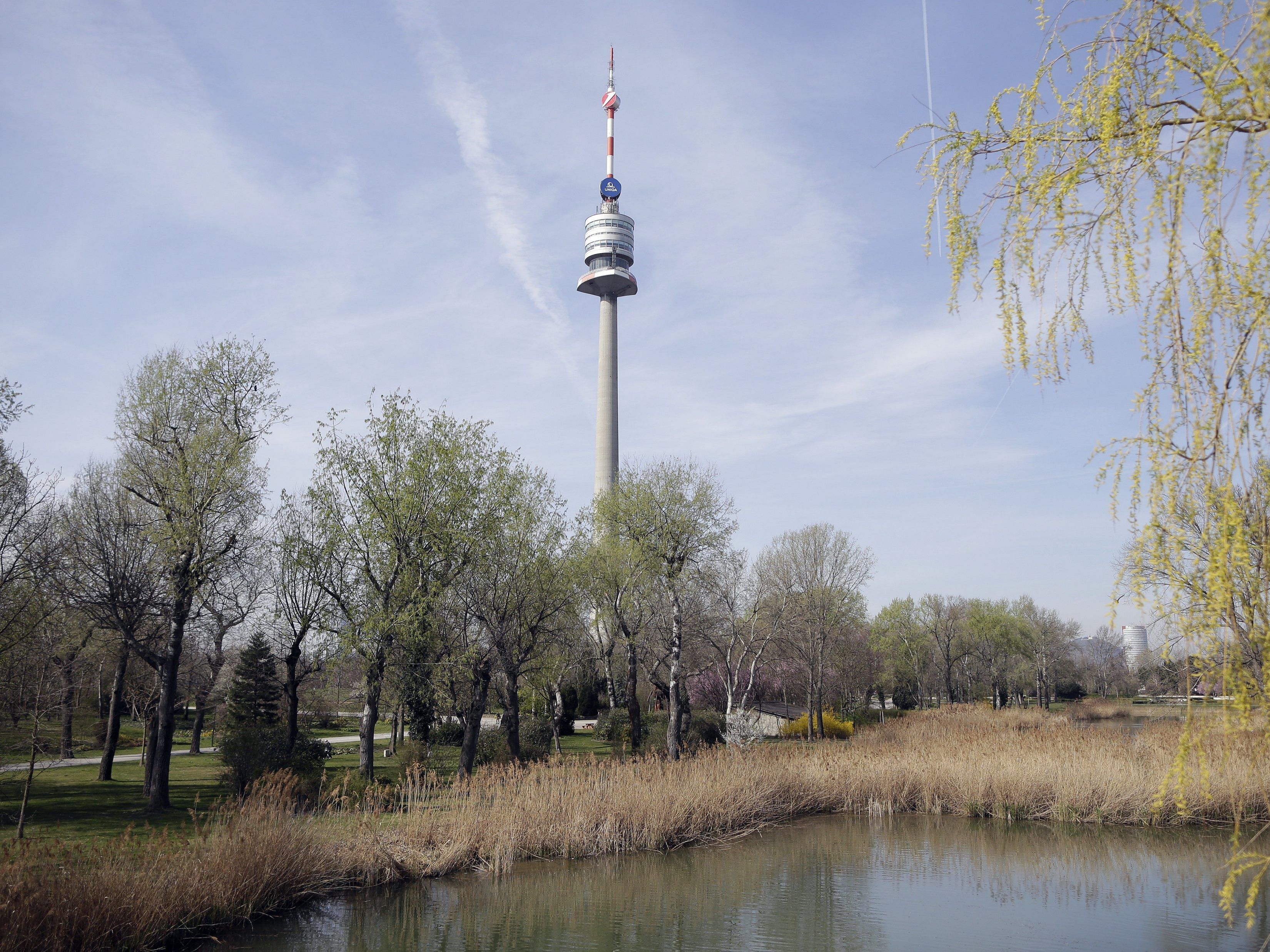 Der Wiener Donauturm soll ab Ostern in neuem Glanz erstrahlen.