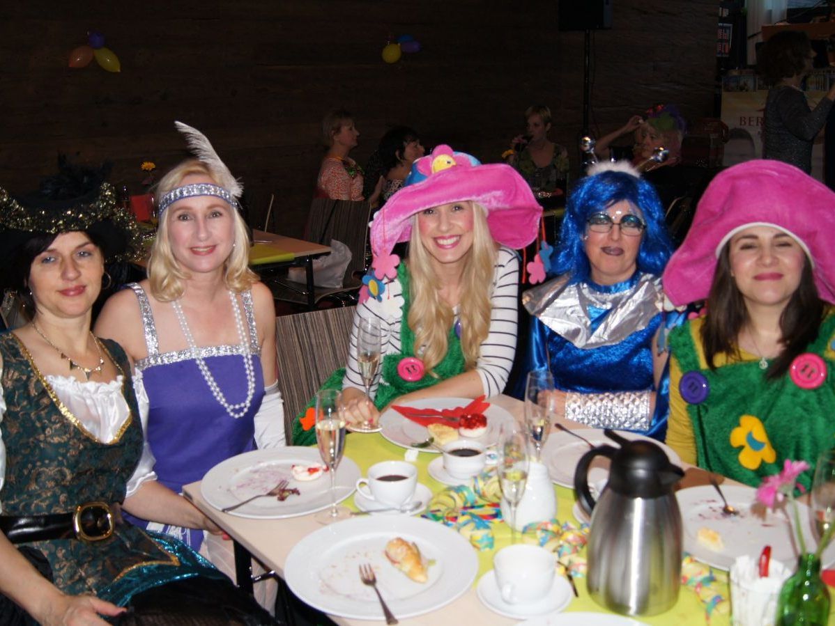 Tolle Stimmung beim Kaffeekränzle der SPÖ-Frauen Tolle Stimmung beim Kaffeekränzle der SPÖ-Frauen
