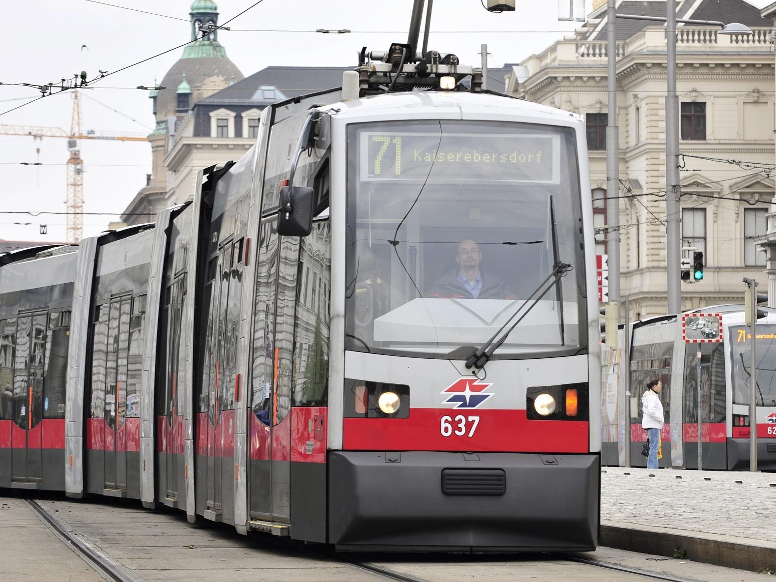 Ein Fußgänger wurde am Ring von einer Bim erfasst Ein Fußgänger wurde am Ring von einer Bim erfasst