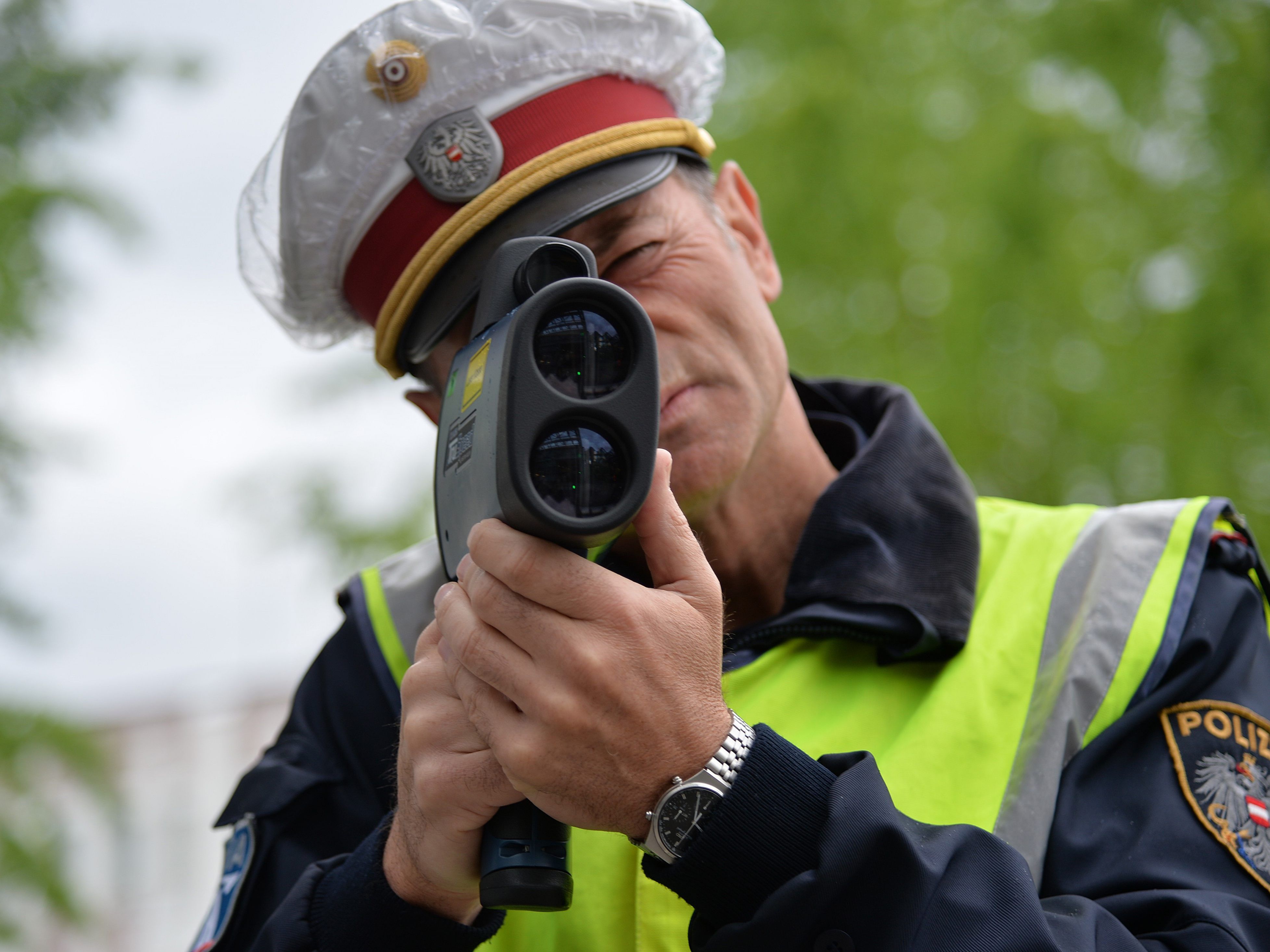 Auf der A3 wurde ein Raser mit 197 km/h gemessen