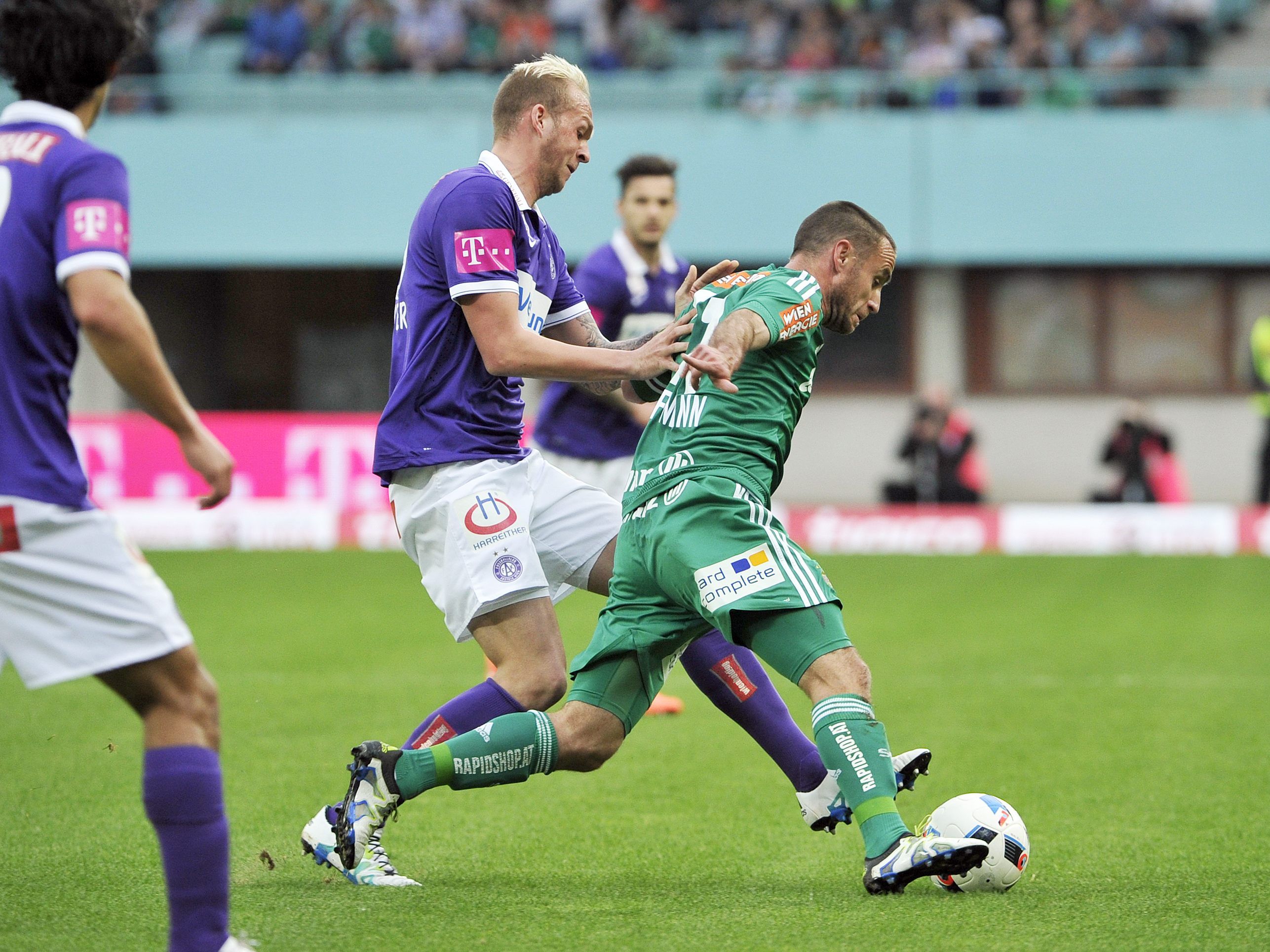 Am Sonntag startet das Fußball-Frühjahr gleich mit einem Wiener Derby.