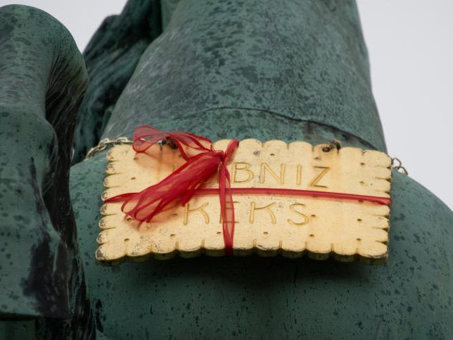 erfahren um in Hannover gestohlenes Bahlsen-Wahrzeichen eingestellt