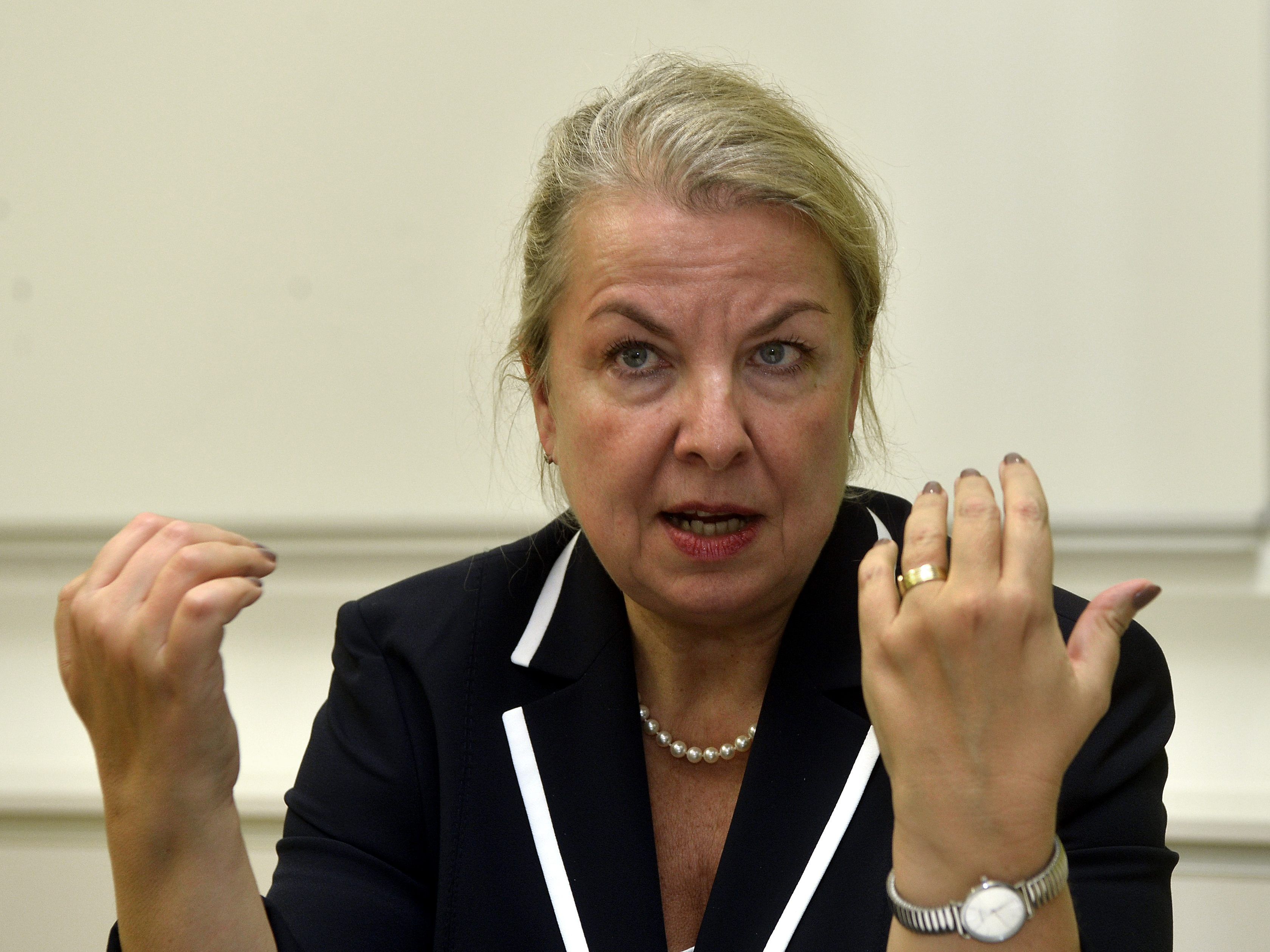 Hartinger-Klein rudert nun zurück.