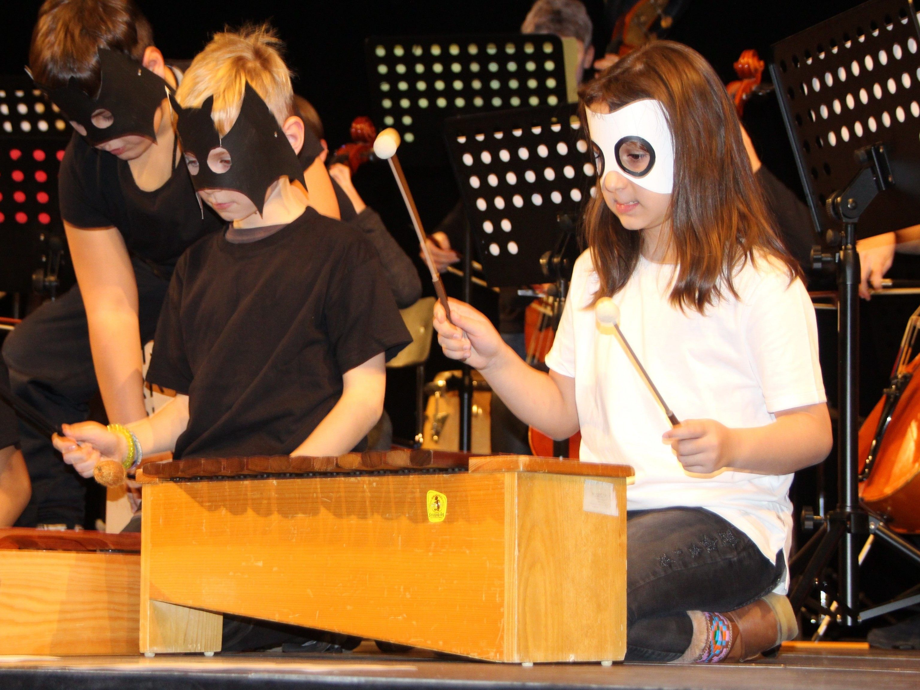 Fledermäuse und Vampire musizierten wie von Geisterhand.