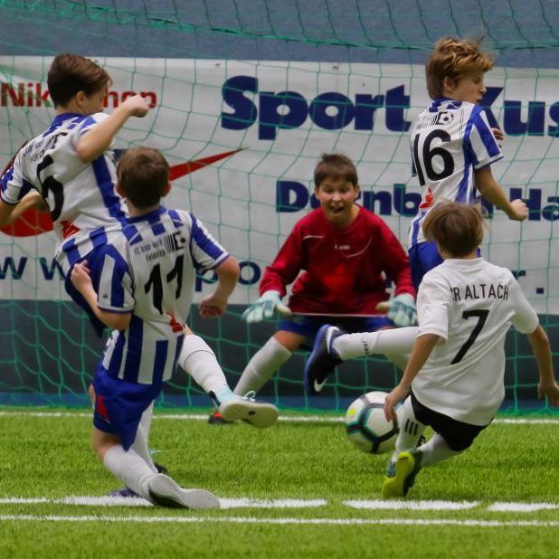 Szene in Hard: U-13 Spiel Feldkirch gegen Altach