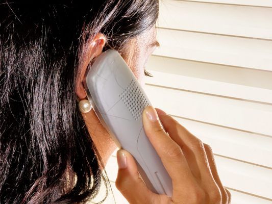 Bisher haben 25 Anrufer die Hotline genützt. Bisher haben 25 Anrufer die Hotline genützt.