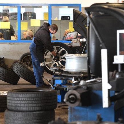 Ab 2018 müssen die eCall-Notrufsysteme in alle Neuwägen eingebaut werden.