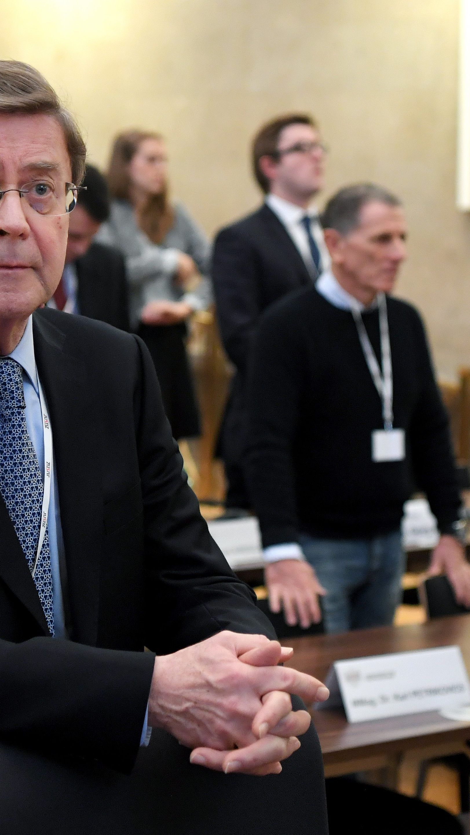 Die Einvernahme Petrikovics wird fortgesetzt.