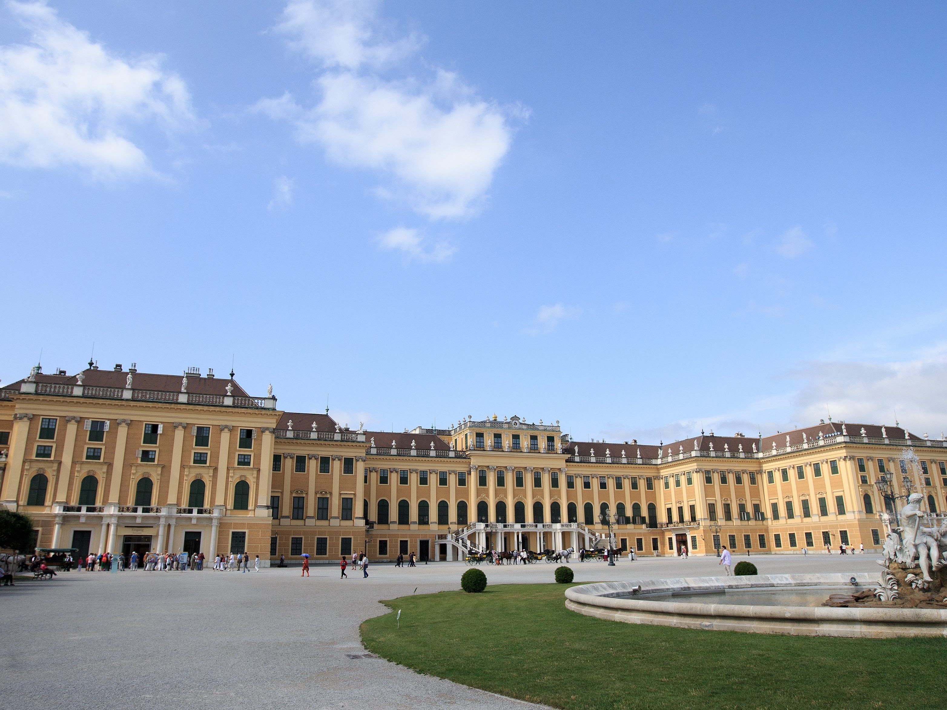 Mehr als 3,8 Millionen Gäste zog es 2017 ins Schloss Schönbrunn.