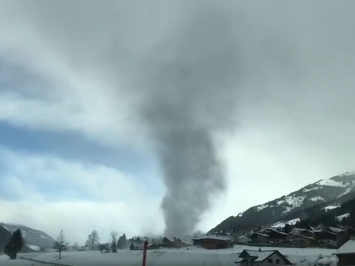 Das Facebook-Video eines Tornados sorgte für Aufregung.