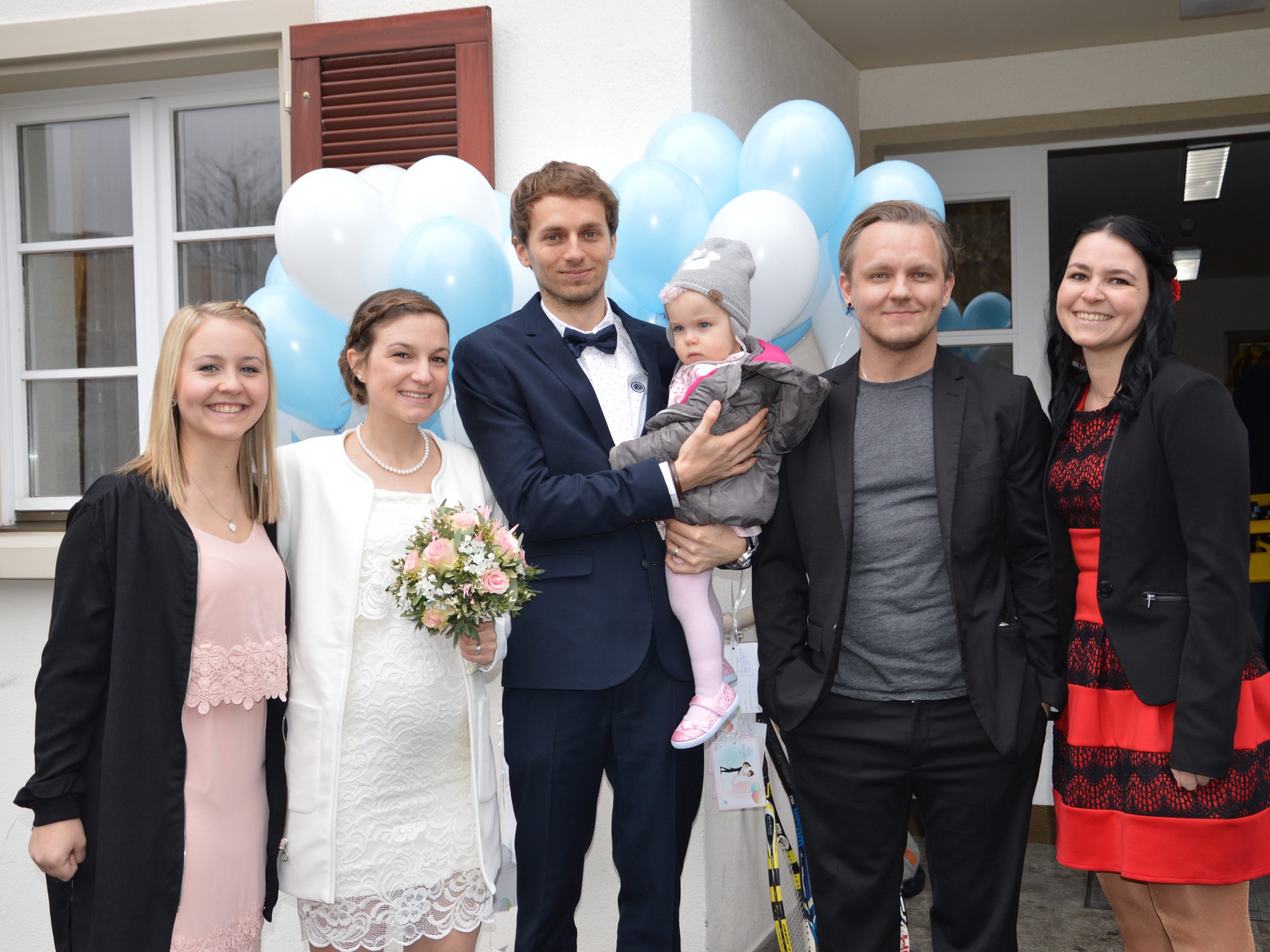 Christina Peter und Patrick Denz haben geheiratet. Christina Peter und Patrick Denz haben geheiratet.