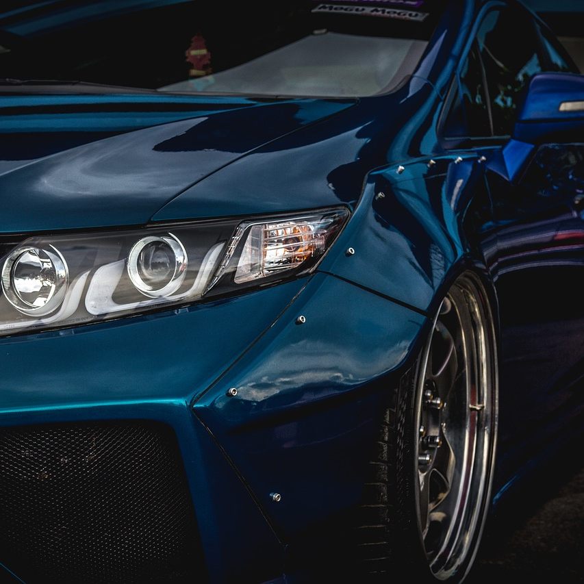 Die unterschiedlichen Scheinwerfer im Vergleich.